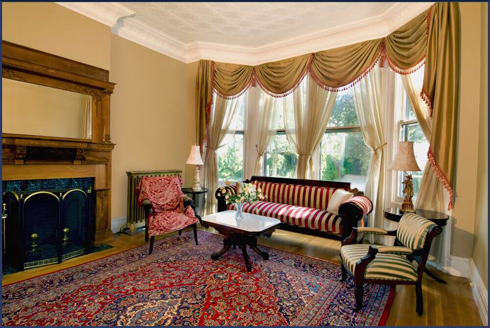 A Kingston Bed & Breakfast Exterior photo